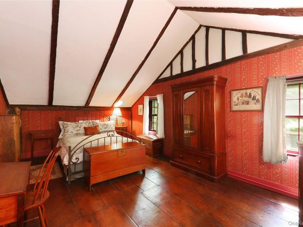 242 Smith Ridge Road, South Salem NY 10590