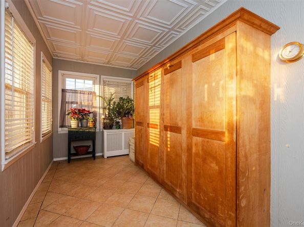 208 Franklin Boulevard, Long Beach NY 11561