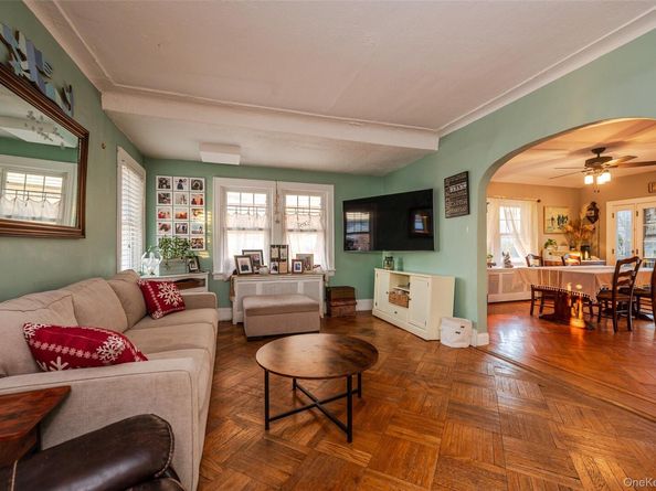 208 Franklin Boulevard, Long Beach NY 11561