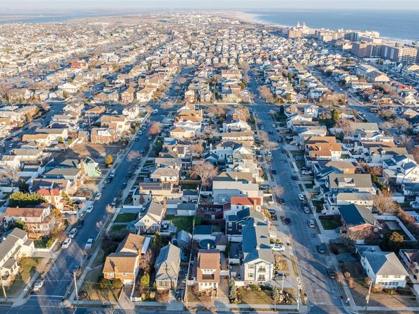 208 Franklin Boulevard, Long Beach NY 11561