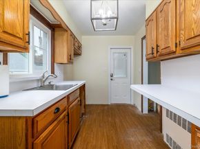 33 Farnum Street, Lynbrook NY 11563