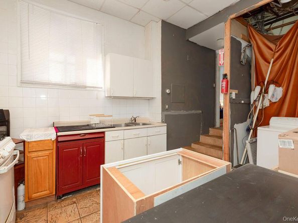 246 Weyman Avenue, New Rochelle NY 10805