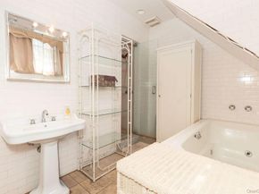 246 Weyman Avenue, New Rochelle NY 10805