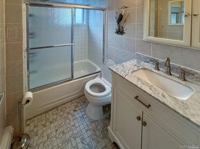 9 Reinhart Court, Melville NY 11747