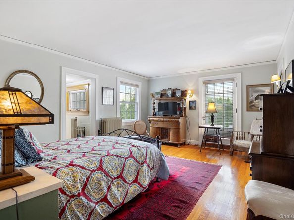 127 #1 Beverly Road, Douglaston NY 11363