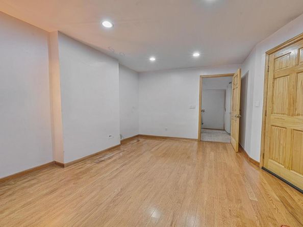372 Grand Avenue, Brooklyn NY 11238