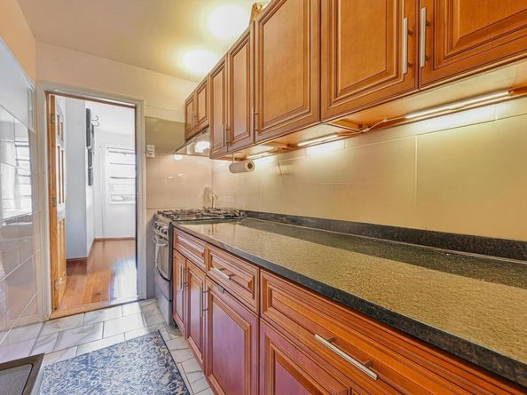 372 Grand Avenue, Brooklyn NY 11238
