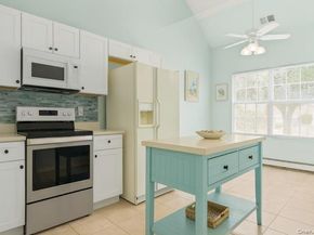 12 Joyces Way, Bay Shore NY 11706