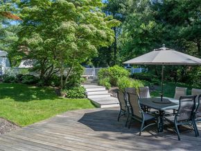 1 Anvil Court, Dix Hills NY 11746