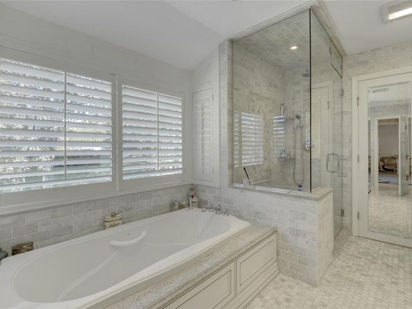 1 Anvil Court, Dix Hills NY 11746