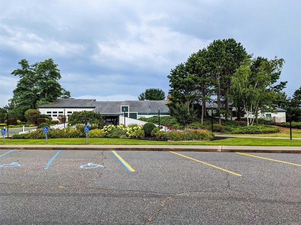 77 Village Circle W, Manorville NY 11949