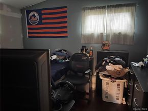 76 Samuel Street, Ronkonkoma NY 11779