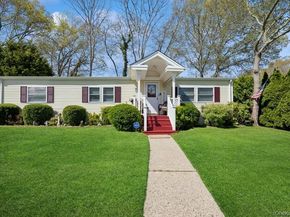 Unit 364 Pondwood 1661 Old Country Road Road, Riverhead NY 11901