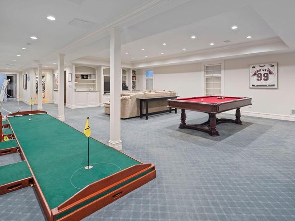 24 Penwood Road, Bedford Corners NY 10549