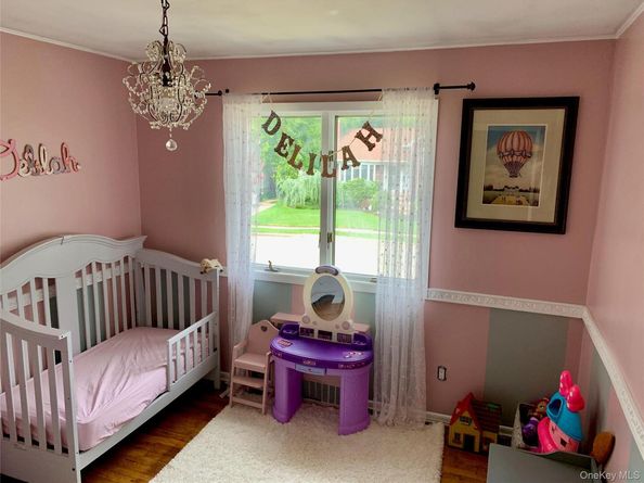 520 Ann Lane, Wantagh NY 11793