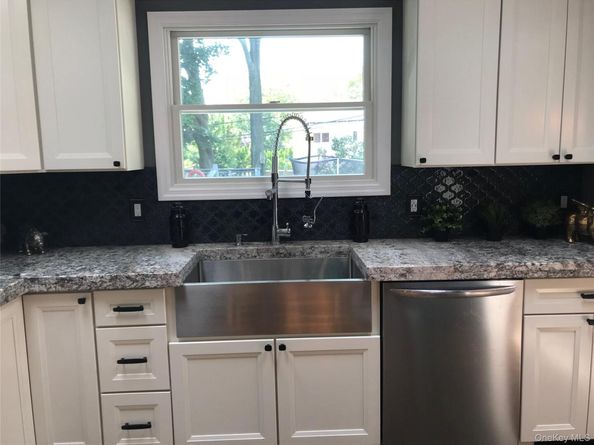 520 Ann Lane, Wantagh NY 11793