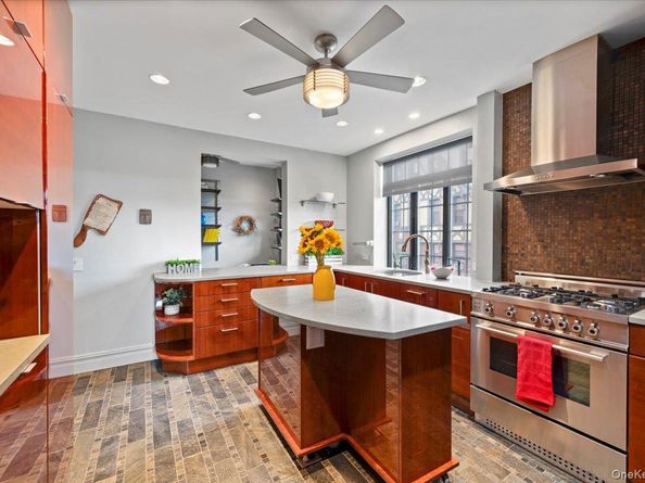 45 Pondfield Road W 4C, Bronxville NY 10708