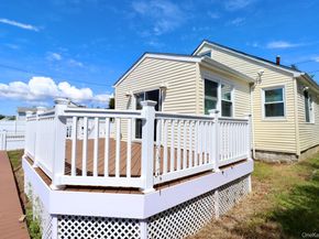 803 S Fifth Street, Lindenhurst NY 11757