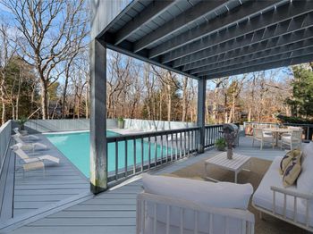 43 Montauk Avenue