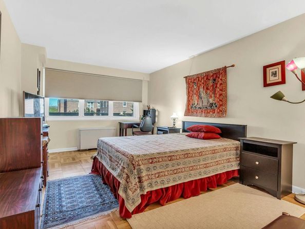 6636 Yellowstone Boulevard 6E, Forest Hills NY 11375