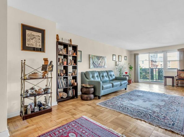 6636 Yellowstone Boulevard 6E, Forest Hills NY 11375