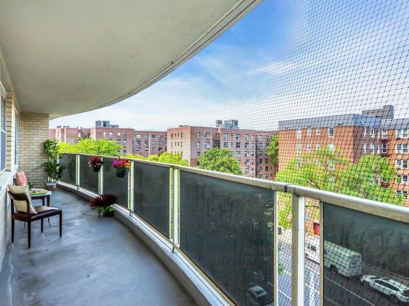 6636 Yellowstone Boulevard 6E, Forest Hills NY 11375