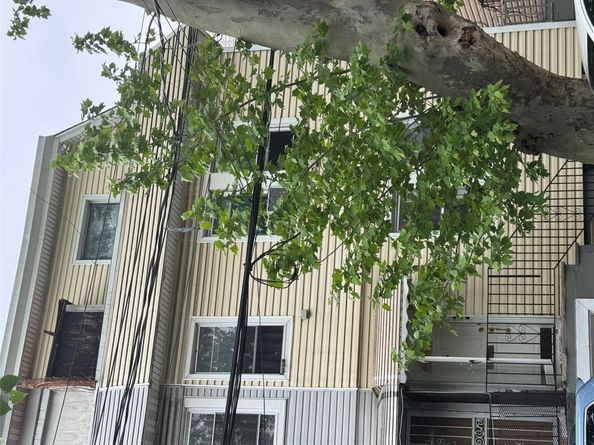 33-30 109 Street, Corona NY 11368