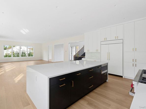 25 Liberty Street, Westhampton Beach NY 11978