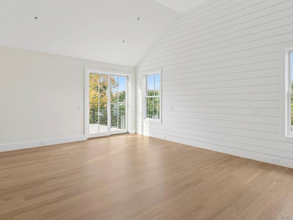 25 Liberty Street, Westhampton Beach NY 11978