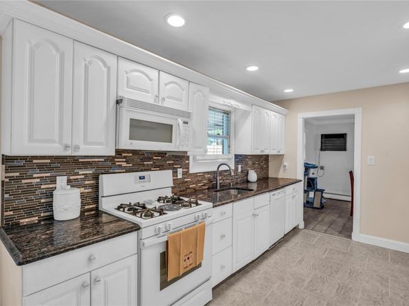 38 Nadine Lane, Port Jefferson Station NY 11776