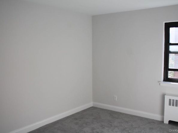 51 White Oak 1H, New Rochelle NY 10801