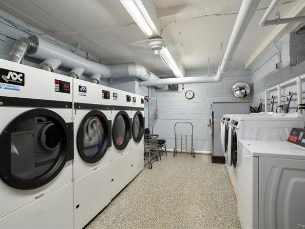 51 White Oak 1H, New Rochelle NY 10801