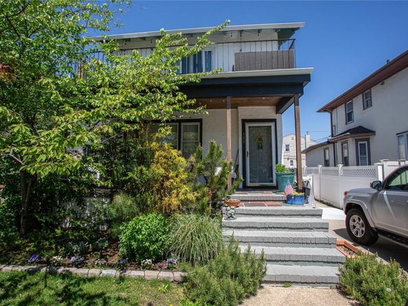 445 W Walnut Street, Long Beach NY 11561