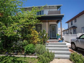 445 W Walnut Street