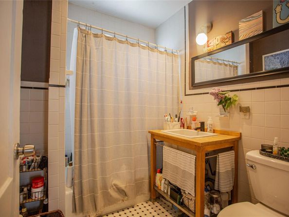 445 W Walnut Street, Long Beach NY 11561