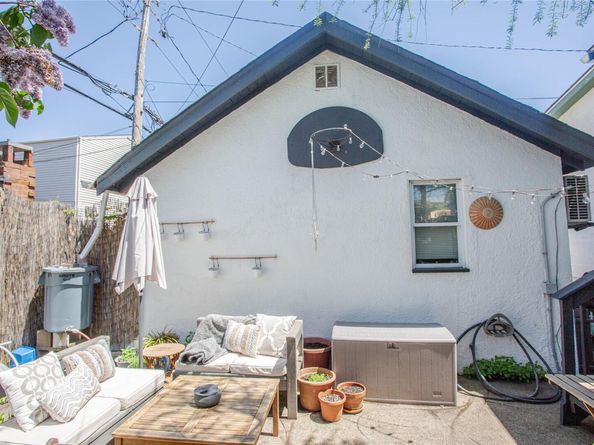 445 W Walnut Street, Long Beach NY 11561