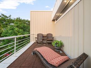 45 Shore Drive S, Copiague NY 11726