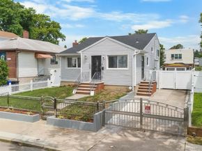 7-11 123, College Point NY 11356