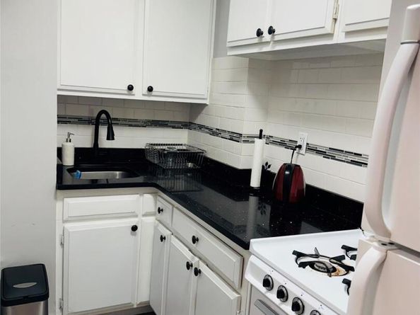 6515 Alderton Street 2A, Rego Park NY 11374