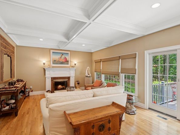 7 Highwood Road, Setauket NY 11733