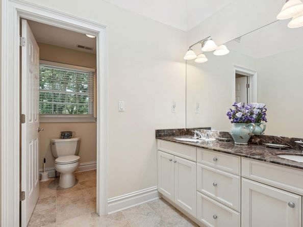 7 Highwood Road, Setauket NY 11733