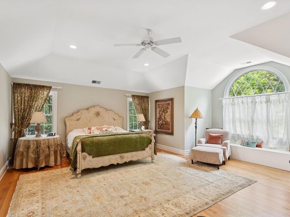 7 Highwood Road, Setauket NY 11733