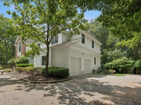 7 Highwood Road, Setauket NY 11733