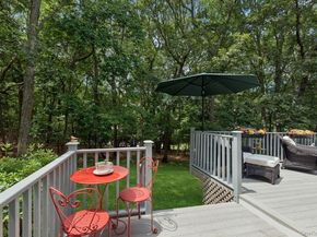 7 Highwood Road, Setauket NY 11733
