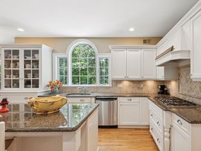 7 Highwood Road, Setauket NY 11733