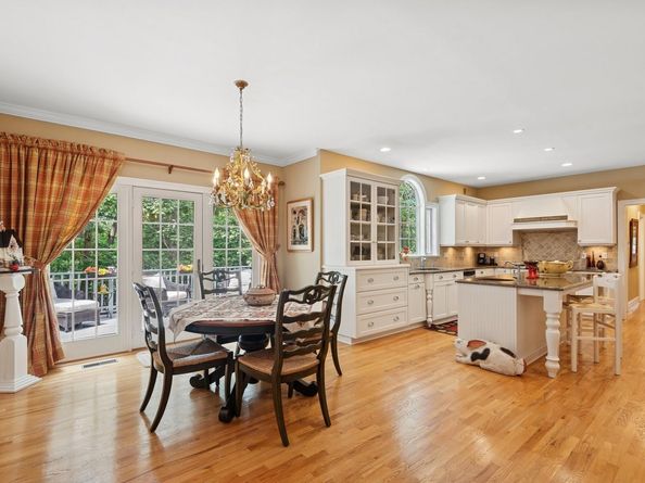 7 Highwood Road, Setauket NY 11733