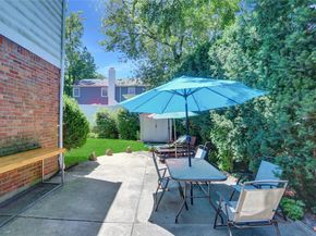 8 Plymouth Road, Great Neck NY 11023