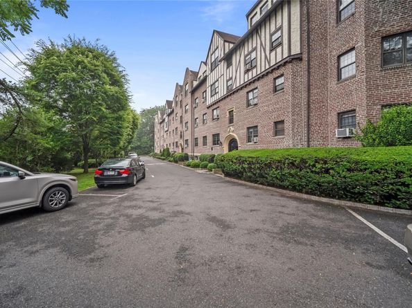 1440 Boston Post 8K, Larchmont NY 10543