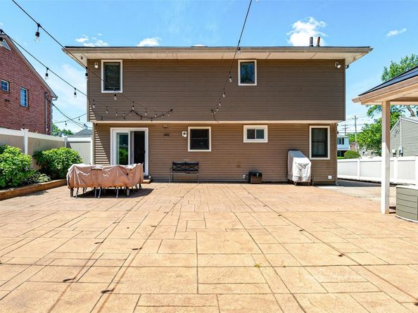 3 Grant Avenue, Albertson NY 11507