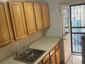 596 Beech ter. Beech Terrace, Bronx NY 10454